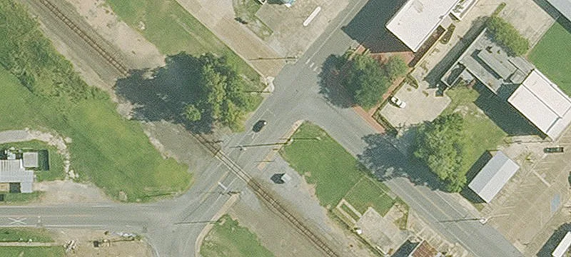 203 Railroad Ave
