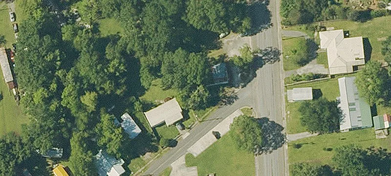 301 Main St