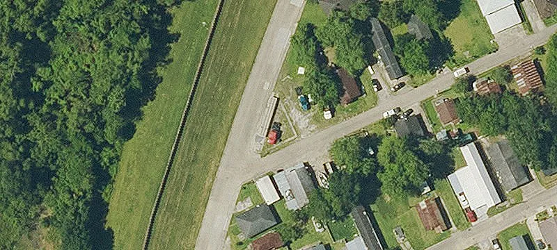 400 Levee Rd