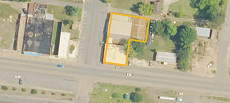 1017 Main St