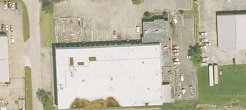 1585 Commercial Dr