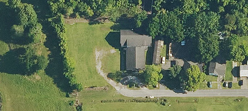 866 Julia St