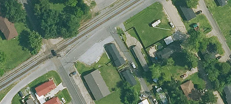 112 Railroad Ave