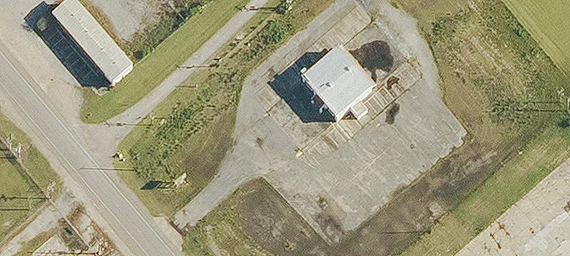 9699 Hwy 182nd E