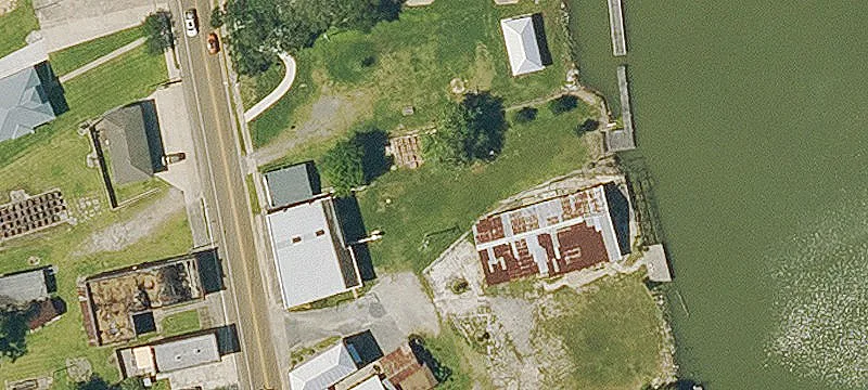 1110 Main St