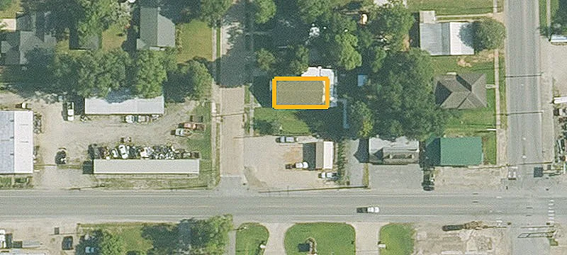 110 Russell Ave