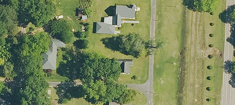 13906 Elm St