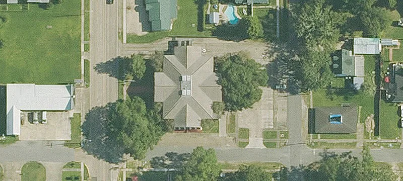 300 Adams Ave