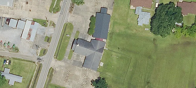 2909 Main St