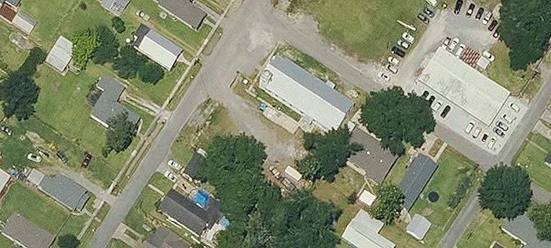 201 Ellington Ave