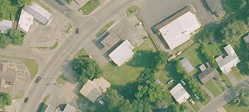 1602 Main St