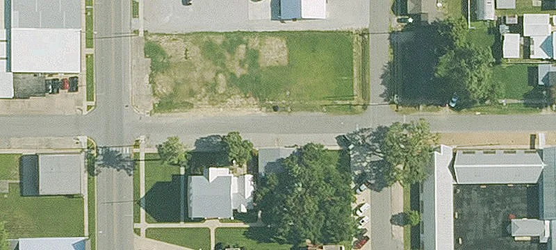 326 Ave G N G