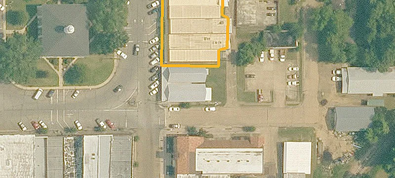 500 Main St