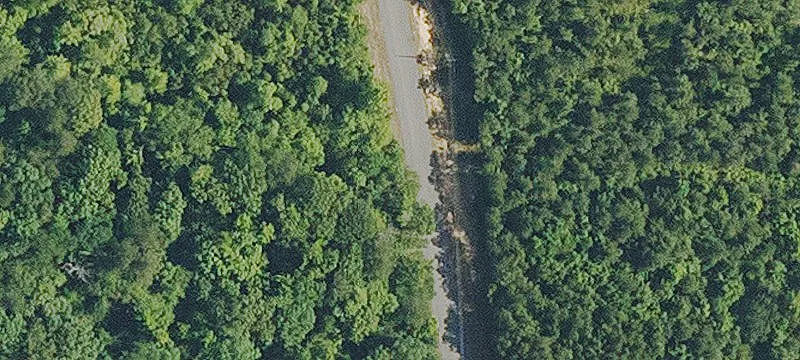 Lakeshore Dr