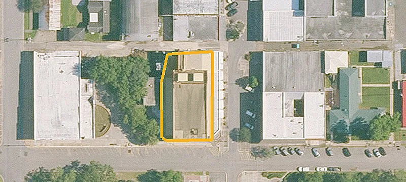 215 2nd St