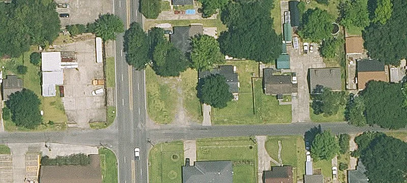 3806 Acadian Thruway