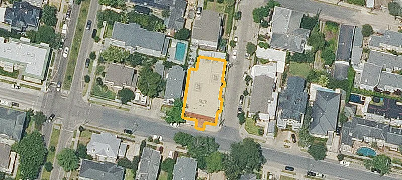 5339 Prytania St
