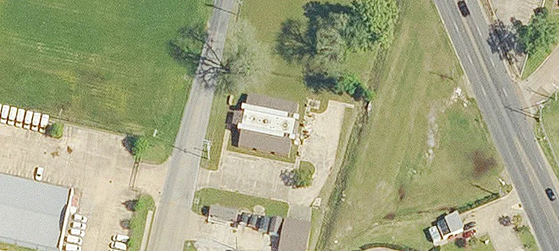 1833 Sterkx Rd