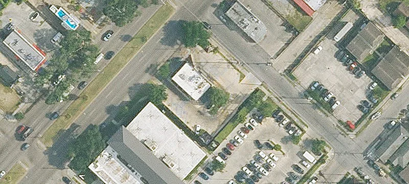 3235 Carrollton Ave