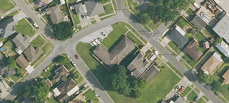 498 Oak Ave