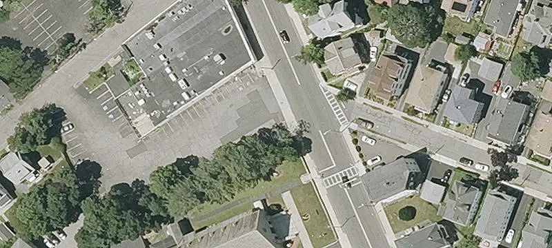 757 Hancock St