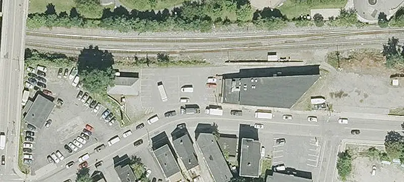 65 Laurel St