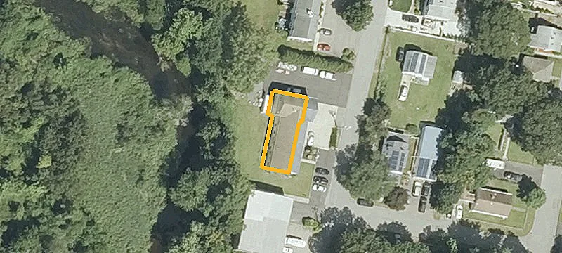 70 Case Ave