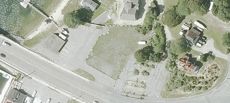 9 Main St