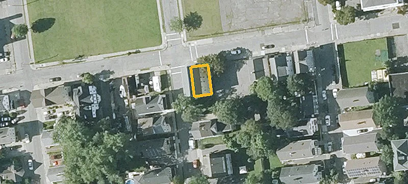 24-26 Wing St