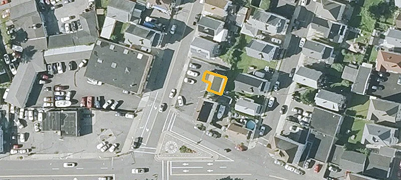 22 County St