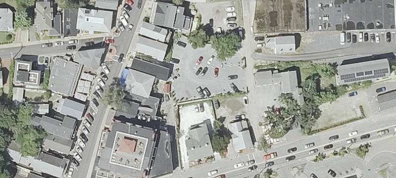 10 Cromwell Ln