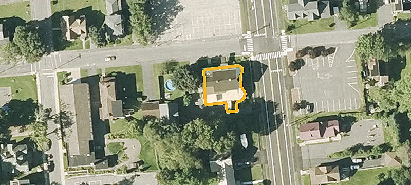 158 Main St