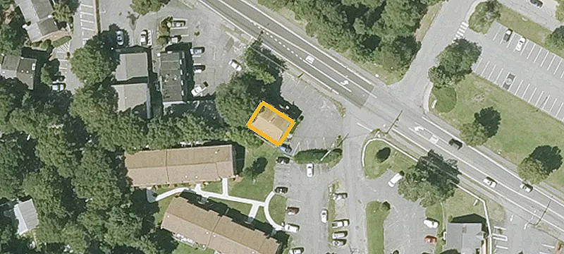 795 Main St