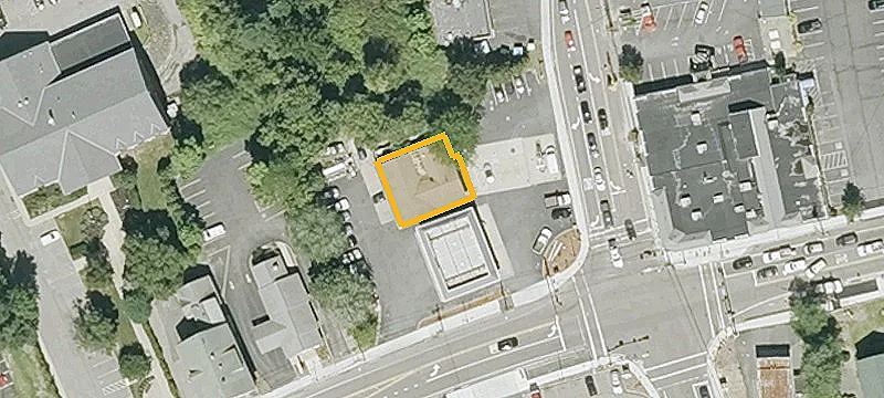 60-64 Main St