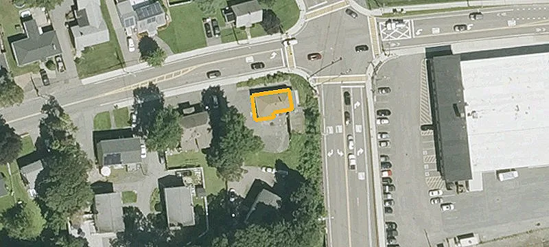 210 Fountain St