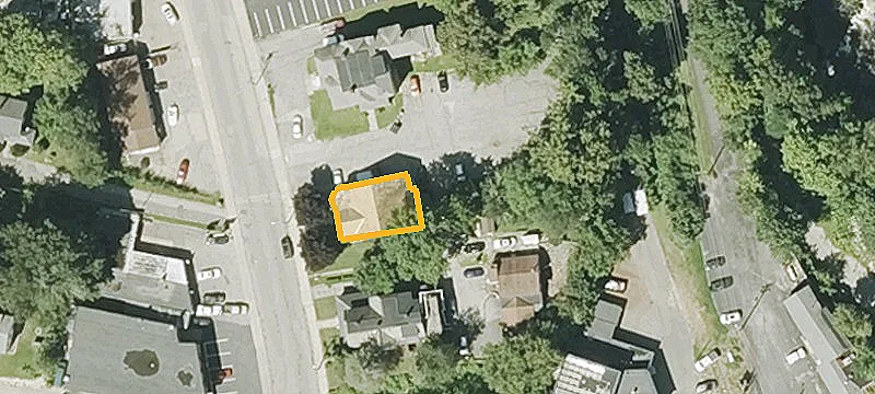 98 Hamilton St