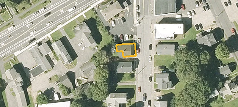 11 Central St