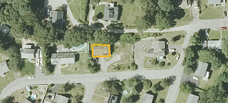 3 Clearwater Dr