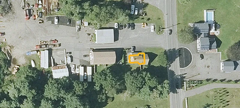 376 Main St