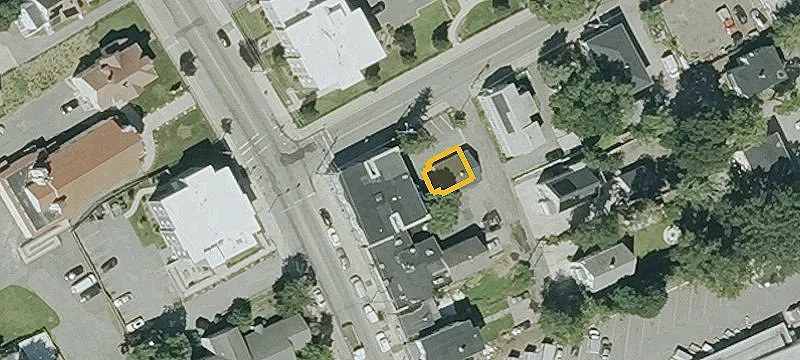 685 Main St