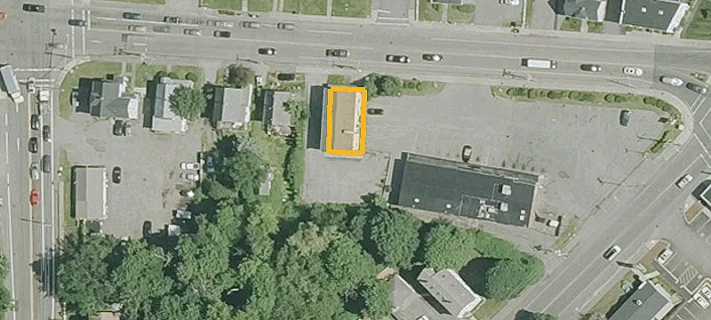 34 Brockton Ave