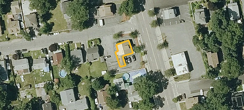 1130 Main St