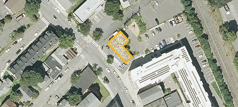 236 Pleasant St