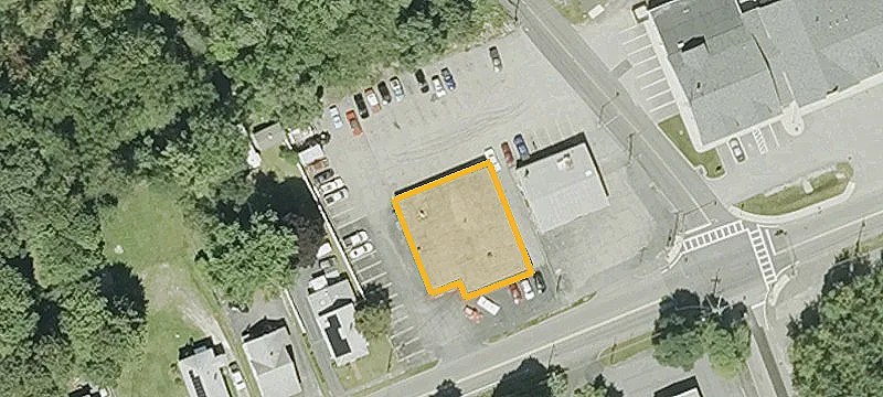 138 Main St