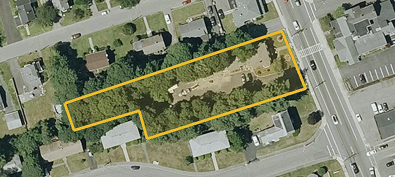 420 Main St