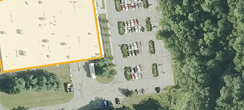 8 Ledgewood Blvd