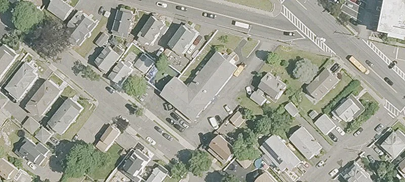 33-35 Waitt Ave