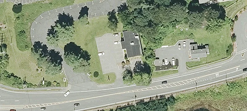249 Lakeside Ave