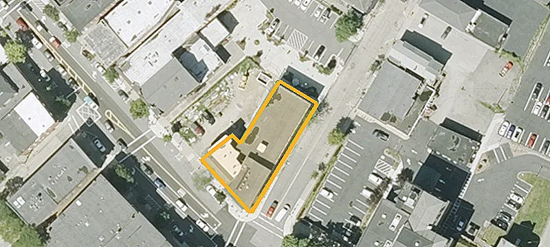 1 Central St