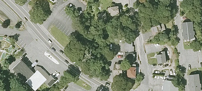 438 Main St